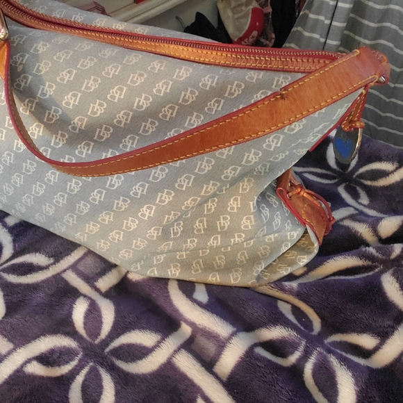 Dooney Bourke brown leather gray logo Shoulder bag - Picture 4 of 12